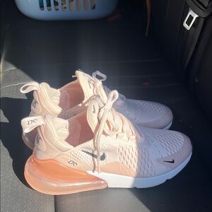 Nike Women's Peach Sneakers Nike Air Max 270